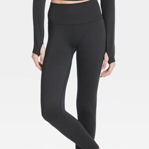 NWT - Large: Seamless, Black All in Motion High Rise 7/8 Flex Legging